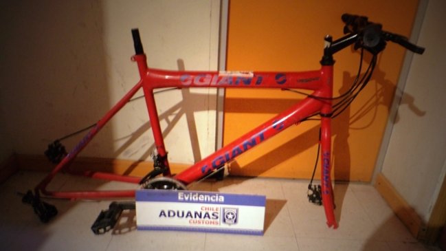 Joven ocultó marihuana en el marco de su bicicleta y un perro lo descubrió