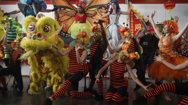 Con carnaval callejero parte 