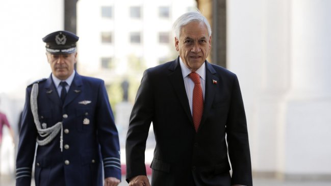 Presidente Piñera cerró el año con 52 por ciento de desaprobación