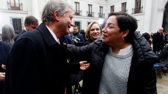 Criteria: José Antonio Kast y Beatriz Sánchez lideran intención de voto