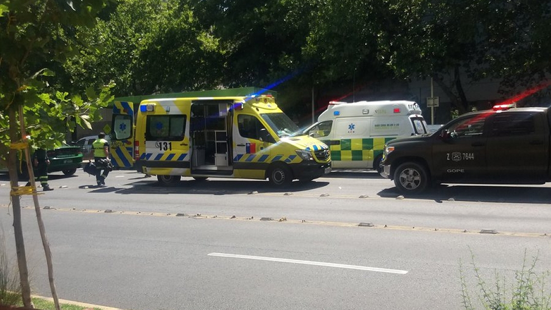 Fuerte explosión se registró en Vicuña Mackenna con Francisco Bilbao