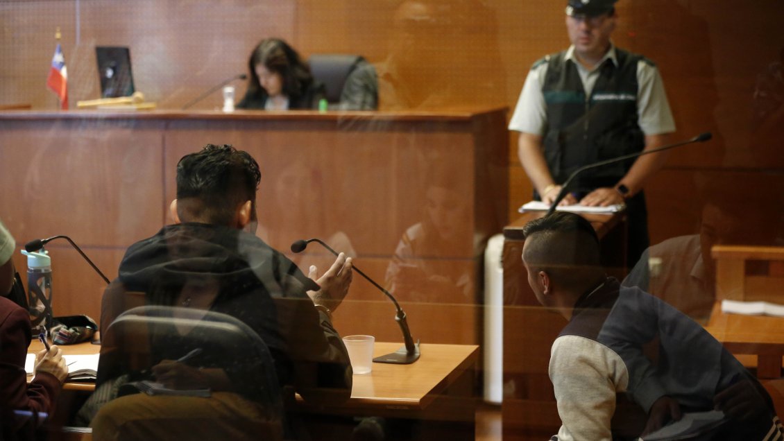 En prisión preventiva quedaron dos imputados por balear a un adolescente en Las Condes