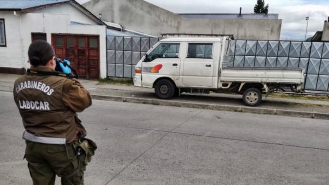 Punta Arenas: Menores de edad fueron detenidos tras ser sorprendidos conduciendo vehículo robado