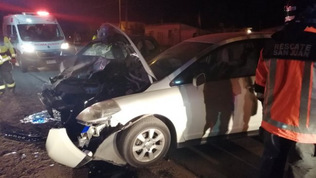 Colisión frontal entre dos vehículos dejó un fallecido en Coquimbo