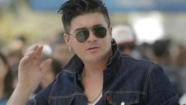 Junior Playboy va de lleno en política y en Youtube explica su campaña