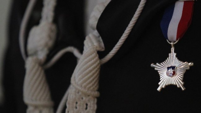 Detienen a sargento de la Armada acusado de obligar a su hija a practicarle sexo oral