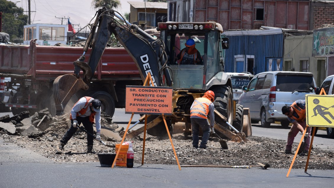 Arica: Inician trabajos de pavimentación en la ruta del Carnaval 
