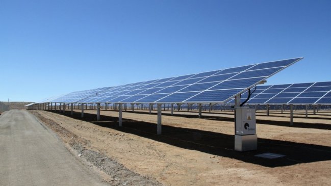 Buscan potenciar planes de energía sustentables en Atacama