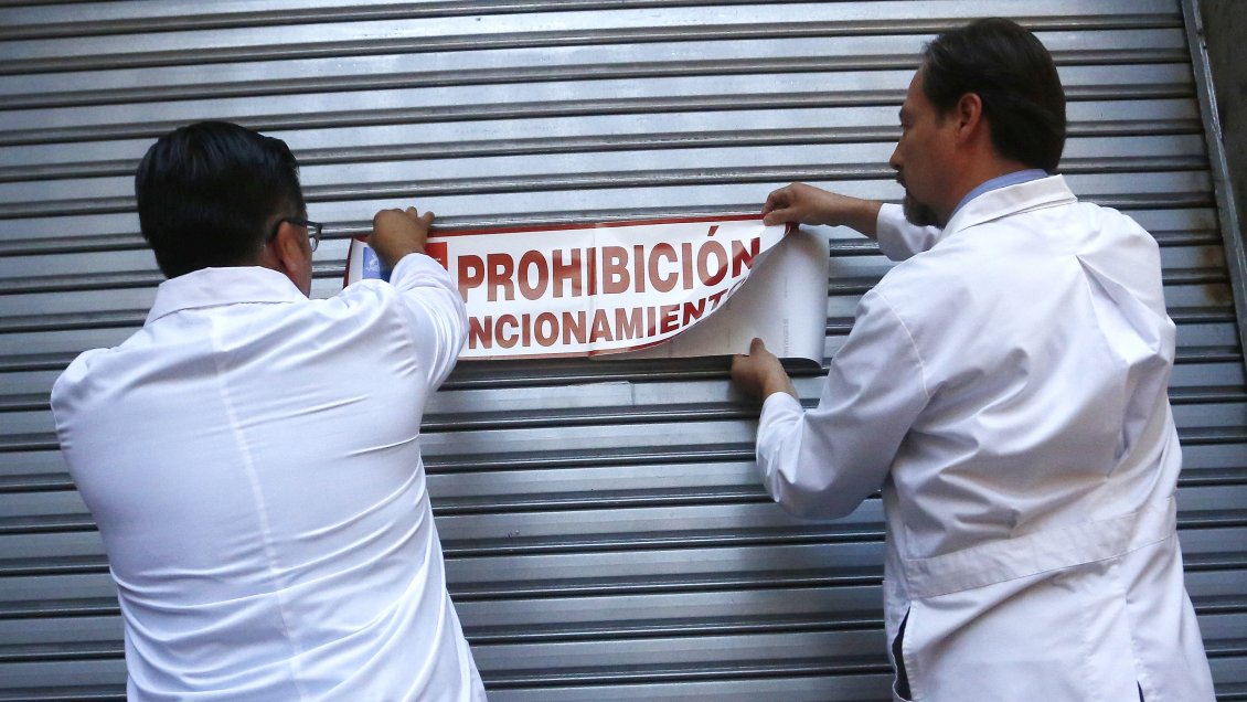 Clausuran local de La Reina tras intoxicación de familia por sushi en mal estado