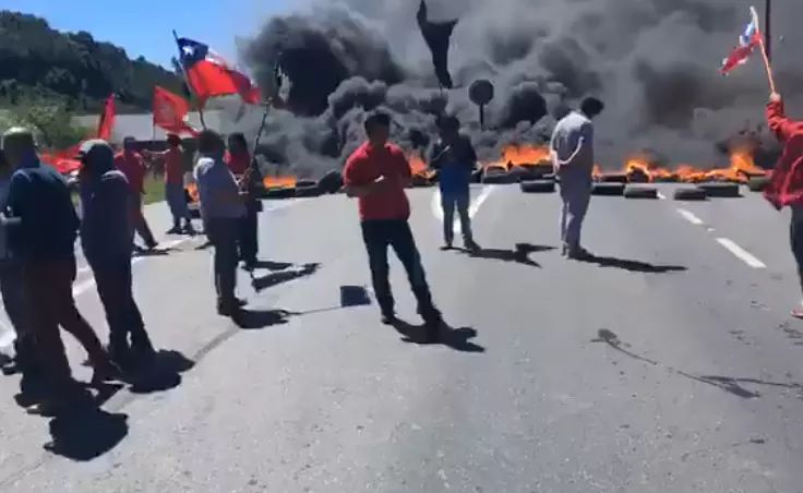 Castro: Trabajadores de Salmofood se mantienen en huelga