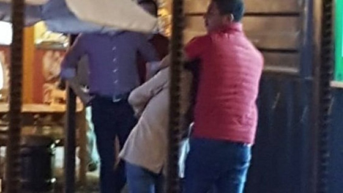 Mujer embarazada fue asesinada a manos de su pareja en plena calle en Ecuador