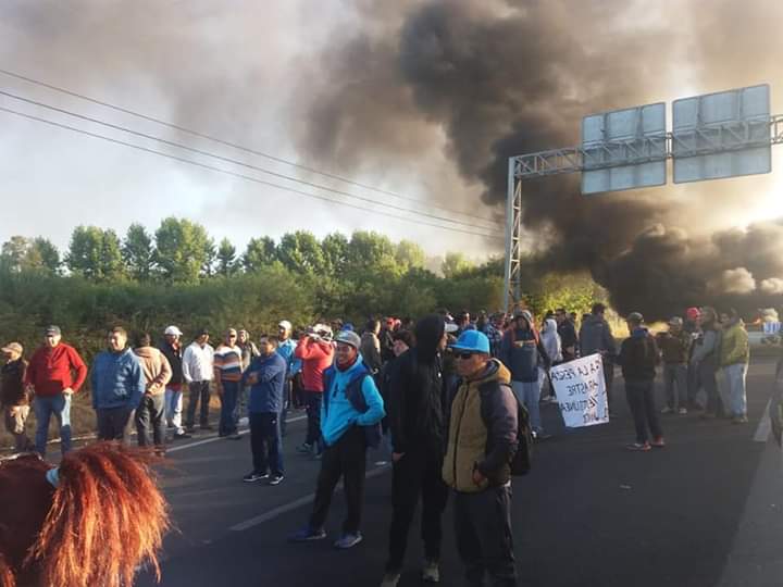Pescadores artesanales exigen al Gobierno retirar querella por Ley de Seguridad Interior tras corte de la Ruta 5