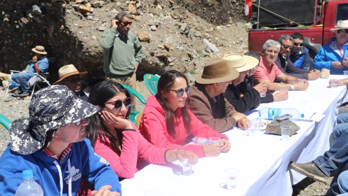 Comisión del CORE de O'Higgins visitó hito fronterizo de Paso Las Damas