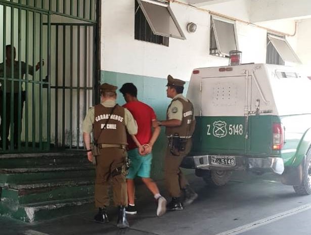 Detienen a sujetos acusados de robar a turista en silla de ruedas