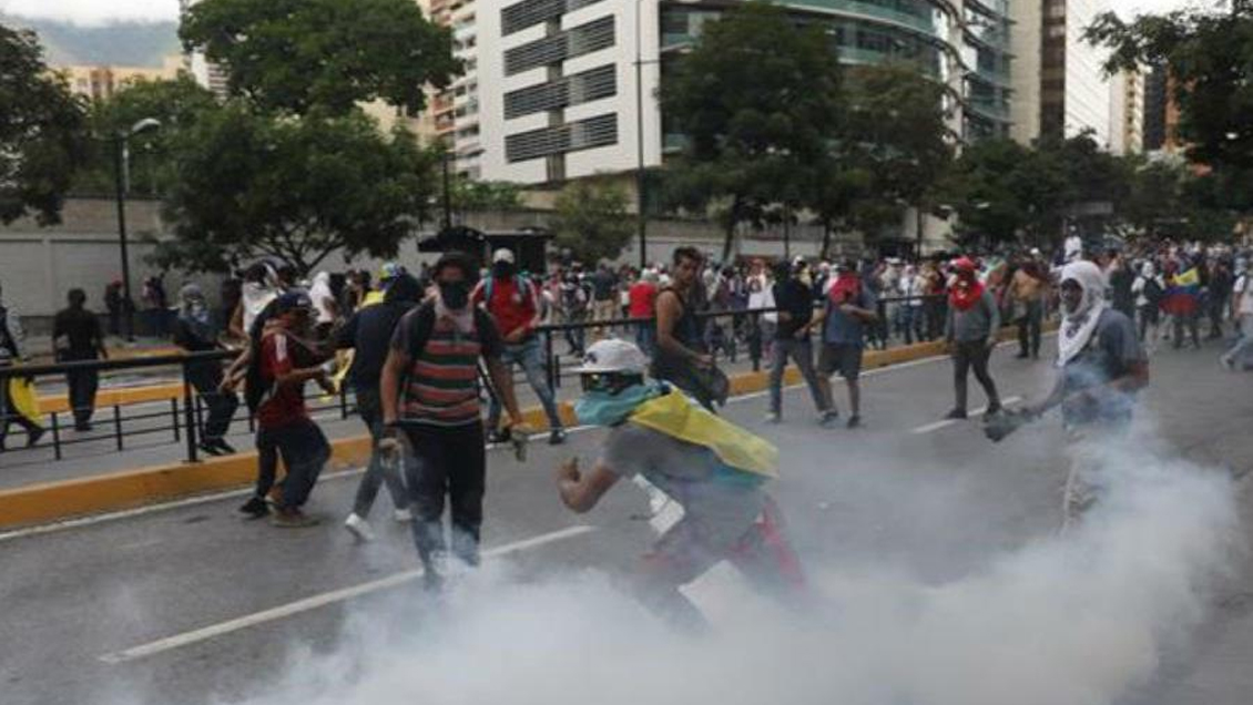 Al menos 13 muertos en las protestas contra Maduro en Venezuela