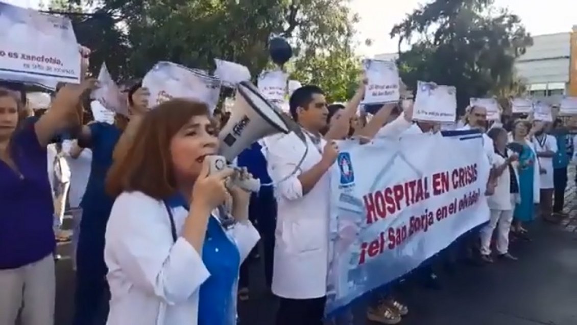 Trabajadores movilizados: El Hospital San Borja va en caída libre
