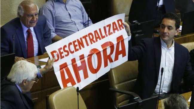 Gobernadores: Parlamentarios de regiones exigen que no se posterguen las elecciones