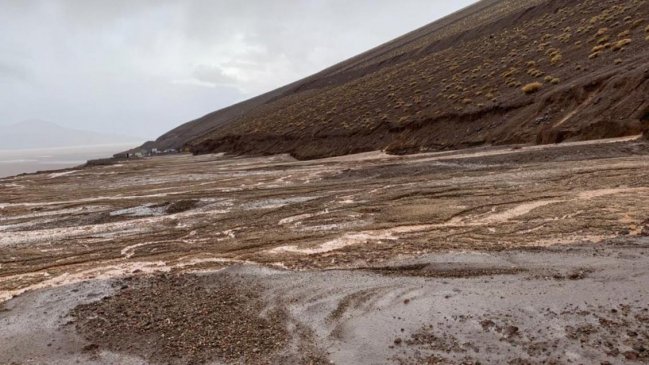 Precipitaciones obligaron a suspender el tránsito cortado en la comuna de Camiña