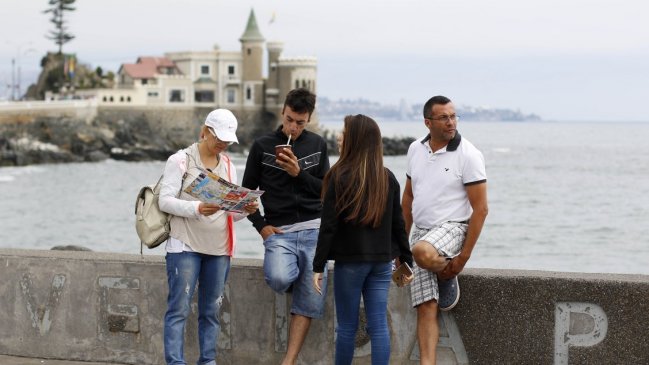 Chile recibió 11% menos de turistas extranjeros en 2018: Pesaron los argentinos
