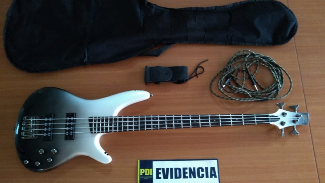 Detienen a mujer que vendía artículos robados por Facebook