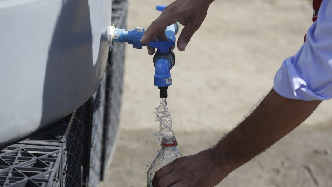 Sigue el corte de agua en Calama: Sólo se repondrá al 20 % de la comuna