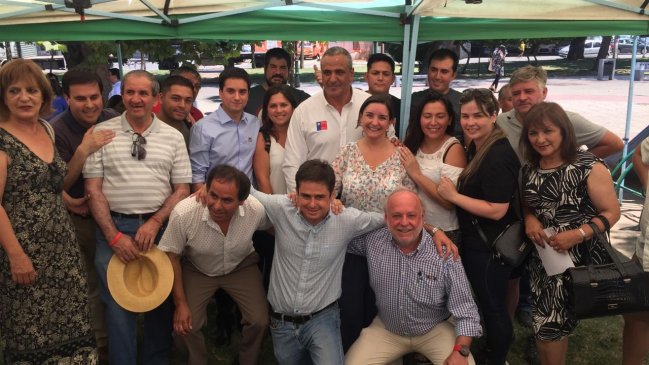 Curicó: Gobierno entregó bono de siete millones a locatarios afectados por incendio