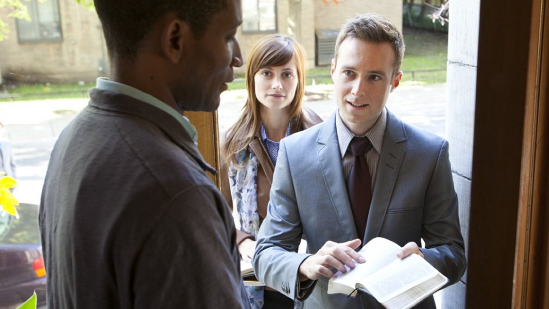 Justicia rusa condenó a seis años de cárcel a testigo de Jehová