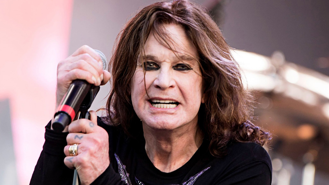 Ozzy Osbourne sigue con problemas de salud y es hospitalizado