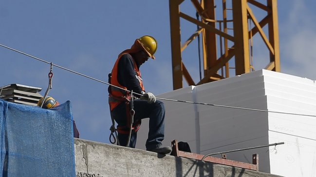 INE: Los sueldos en Chile subieron un 1,2 por ciento en 2018