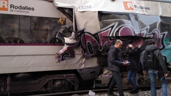 Choque de trenes dejó un muerto y casi 100 heridos en España