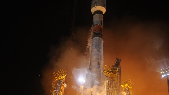 Aplazan lanzamiento de cohetes rusos Soyuz con satélites británicos
