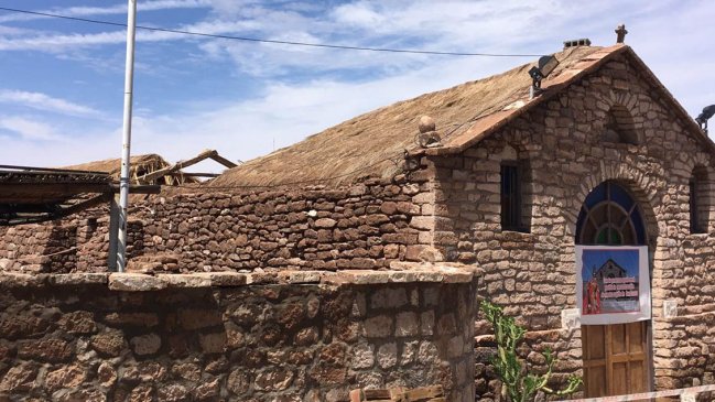 San Pedro de Atacama: Preocupación por caída del techo de iglesia de Toconao
