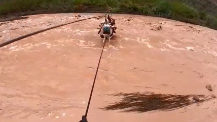  El emotivo rescate de una familia aislada en Alto El Loa  