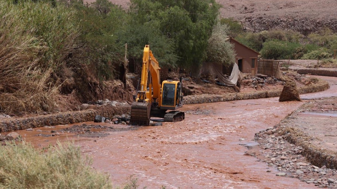Cancelan alerta roja en la provincia de El Loa tras intensas lluvias