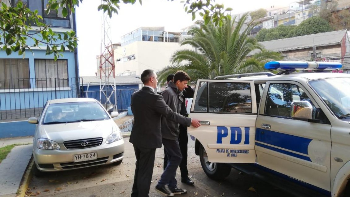 Viña del Mar: Detienen a hombre por almacenaje de pornografía infantil