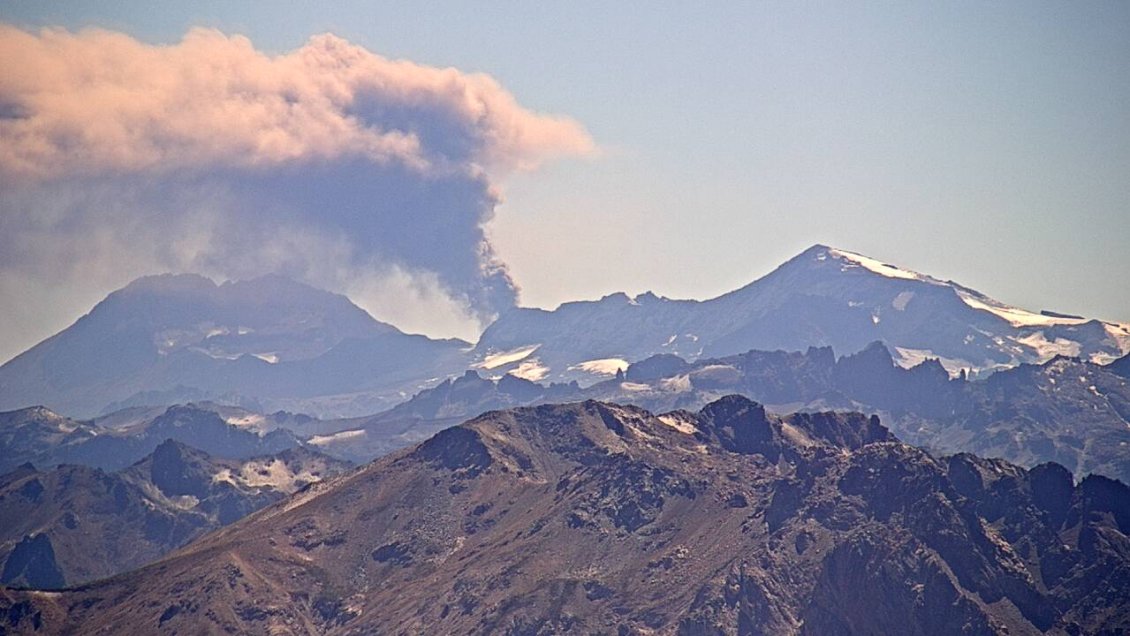 Nueva actividad volcánica presentó complejo Planchón Peteroa
