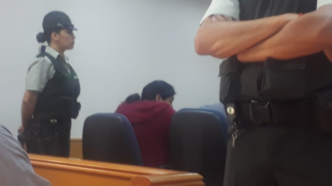 Iquique: Formalizan por estafa a ex candidata a concejal y a su pareja