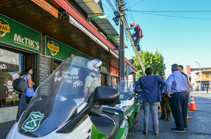 Se iniciaron los trabajos de retiro de cables en desuso del centro de Chillán