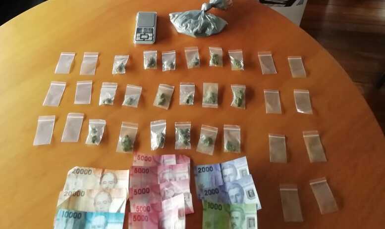 Detienen a sujeto tras robo a uno de sus compradores de marihuana