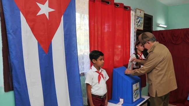 Cuba votó una nueva Constitución que cimenta las reformas sin renunciar al comunismo