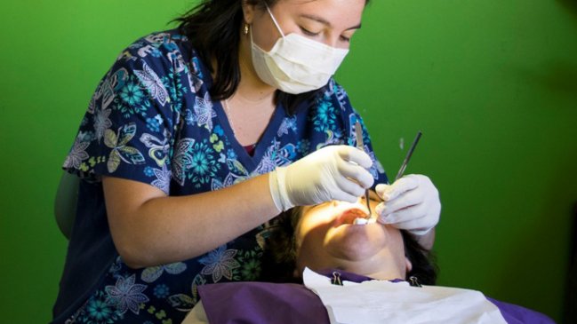 Más de mil personas serán beneficiadas con atención odontológica domiciliaria en Ñuble