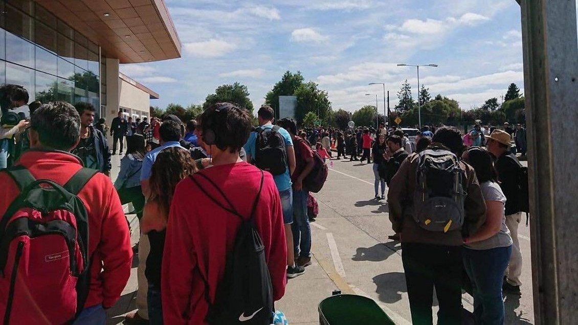 Bolso abandonado obligó a evacuar aeródromo de Valdivia