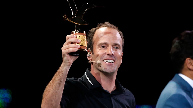 Kramer felicitó a Alís por su show: 