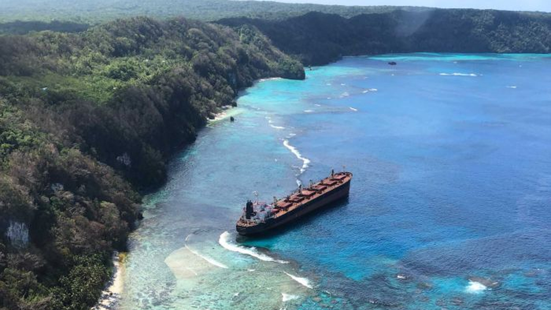 Desastre medioambiental en el atolón de coral más grande del planeta tras derrame de petróleo