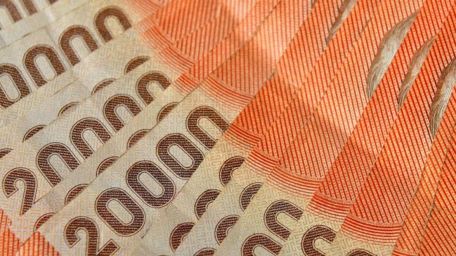 Este viernes aumentó el salario mínimo en Chile