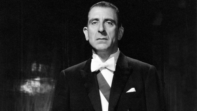 Carmen Frei entregará bandera que cubrió ataúd de su padre al Museo de la Memoria