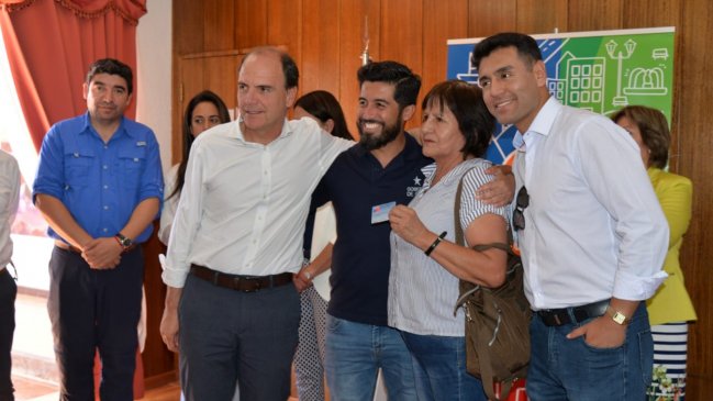 Gobierno entregó primeros subsidios a familias afectadas por lluvias en El Loa