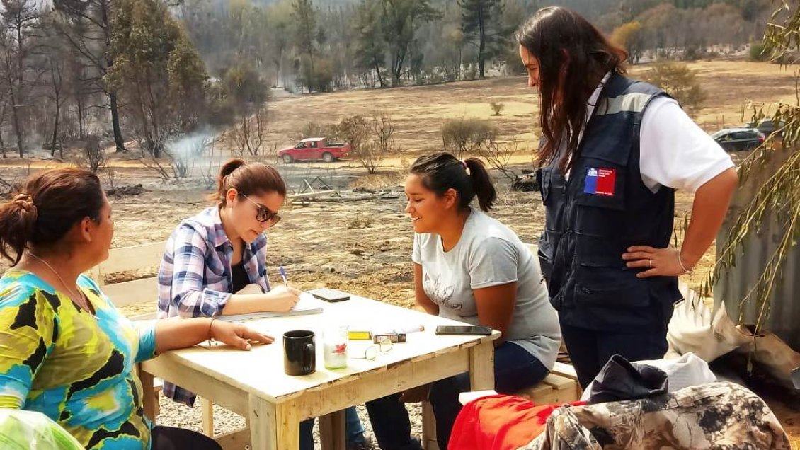 Gobierno confirmó ayuda para damnificados por incendio forestal en Pencahue