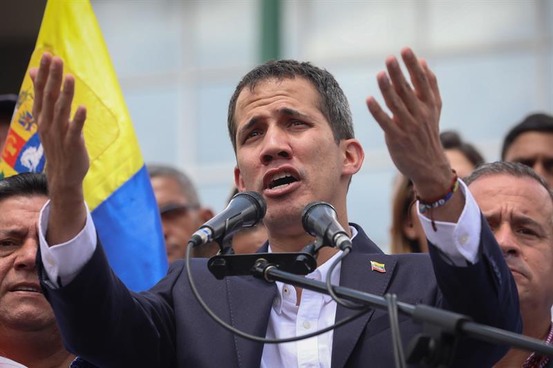 Guaidó anunció un paro escalonado en la administración pública de Venezuela