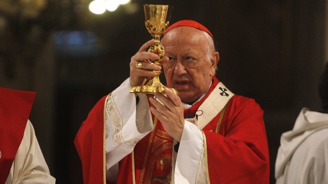 Ezzati decidió no oficiar misa de Miércoles de Ceniza en la Catedral de Santiago